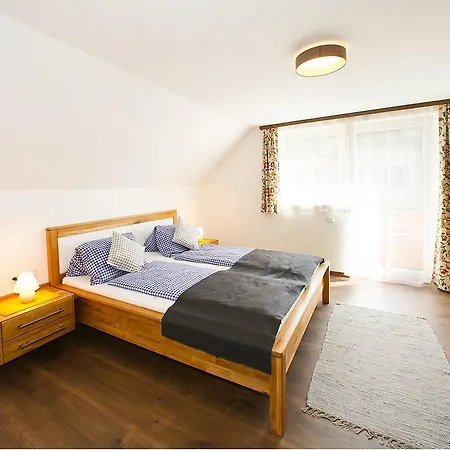 Pichler Apartament *